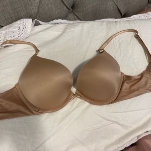 Victoria’s Secret Bombshell Tan bra 32C